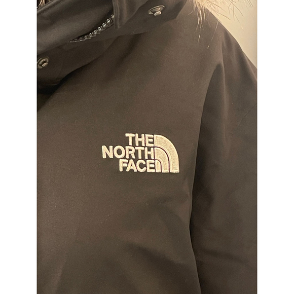 The North Face Arctic Bomber Jacket Womens XL Black Faux Fur Hood NWOT - Picture 6 of 12